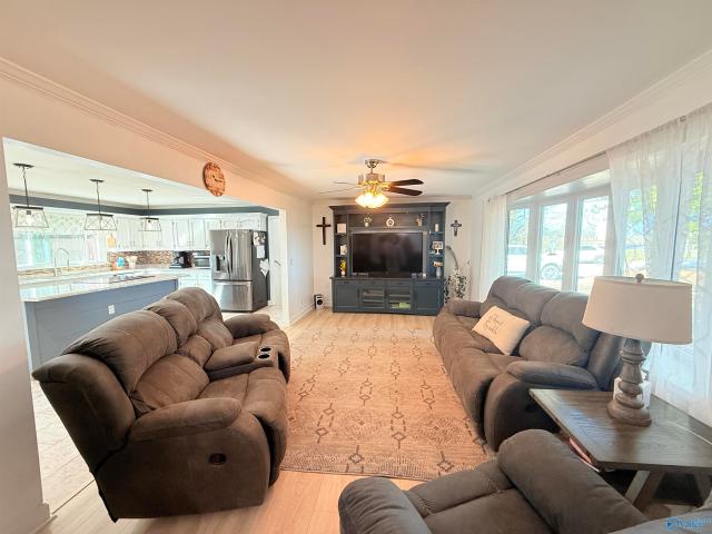 House for sale in Arab, Alabama