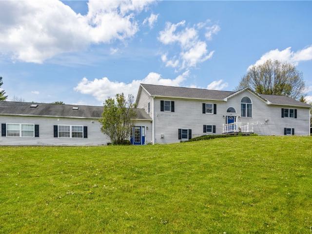 House for sale in Fabius, New York