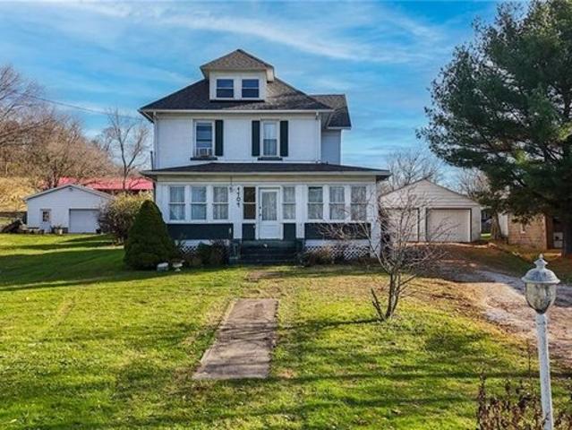 House for sale in Parkersburg, West Virginia
