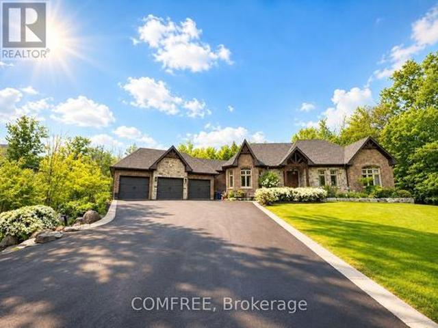 House for sale in Innisfil, Central Ontario
