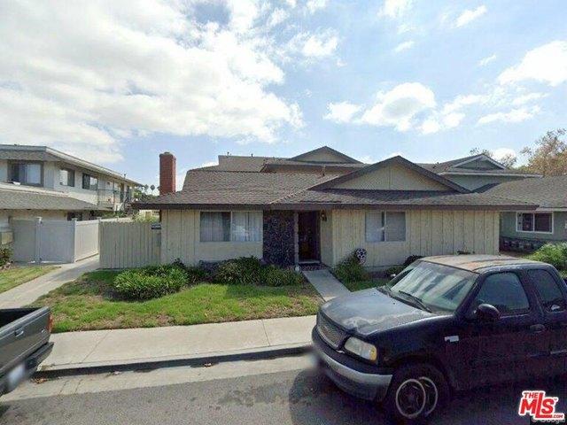 House for sale in Huntington Beach, California