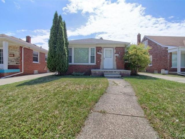 House for sale in Eastpointe, Michigan