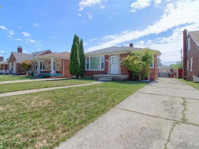 House for sale in Eastpointe, Michigan