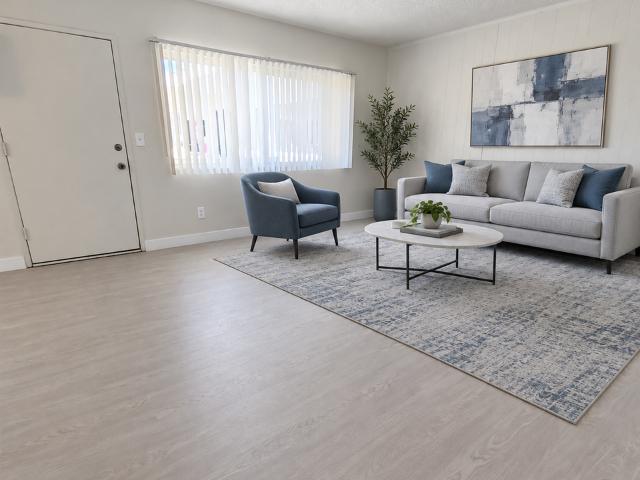 Apartment for rent in Canoga Park, California