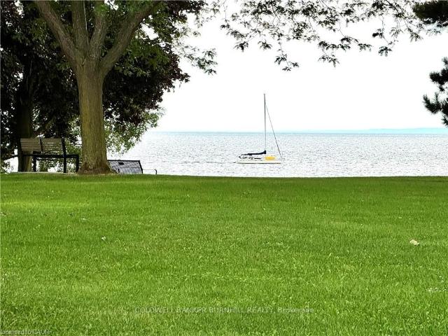 Condo for sale in Burlington, Ontario