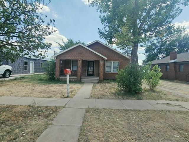 House for sale in Canyon, Randall County