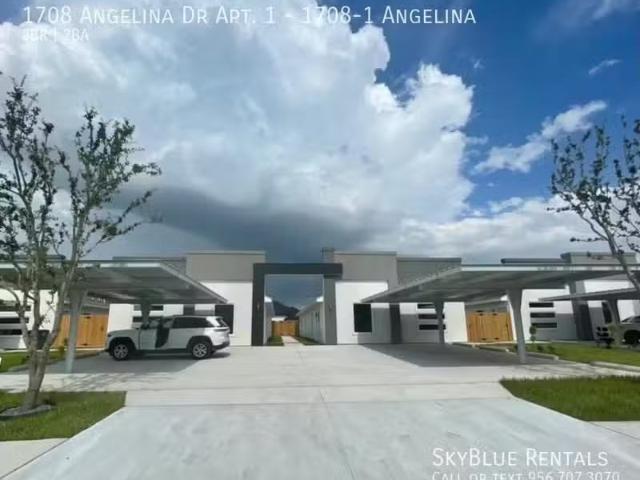 Condo for rent in Edinburg
