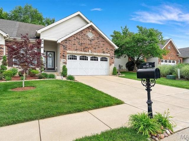 Condo for sale in Saint Charles, Missouri
