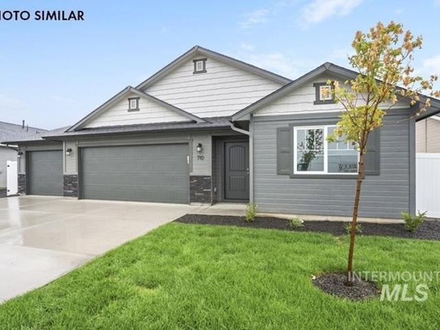 House for sale in Gem, Idaho