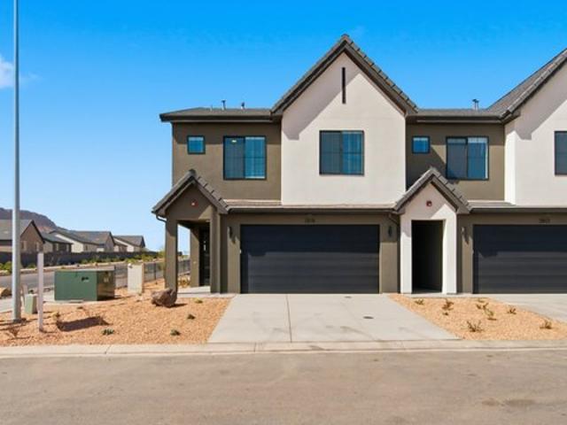 Townhouse for sale in Washington, Utah