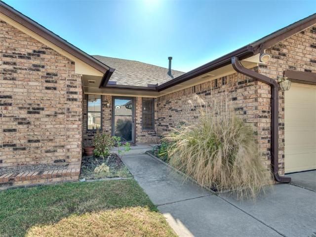 House for sale in East Haven, Midwest City