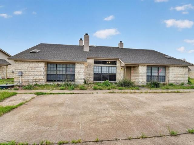 House for sale in Whitney, Texas