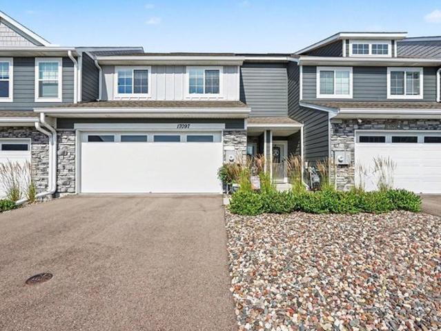 Townhouse for sale in Lakeville, Minnesota