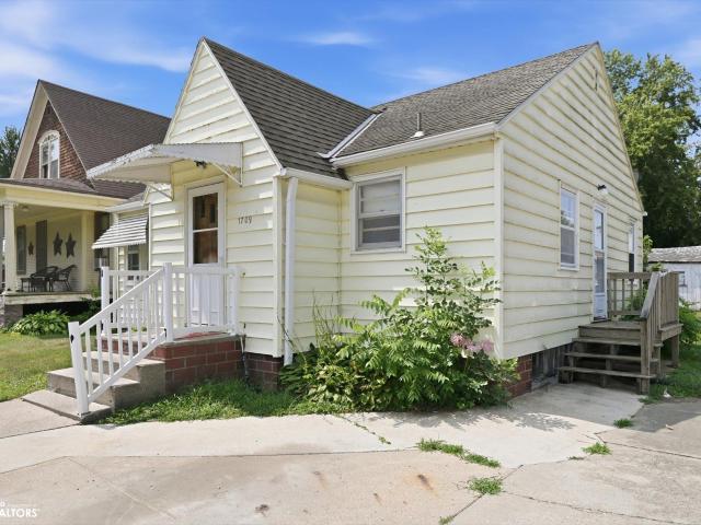 House for sale in Harlan, Iowa