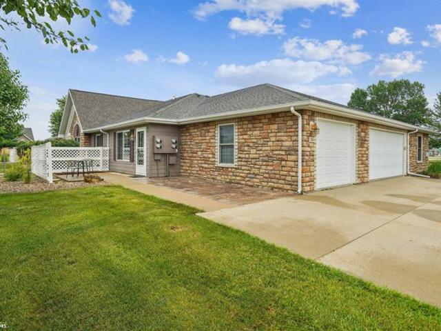 Condo for sale in Mount Pleasant, Iowa