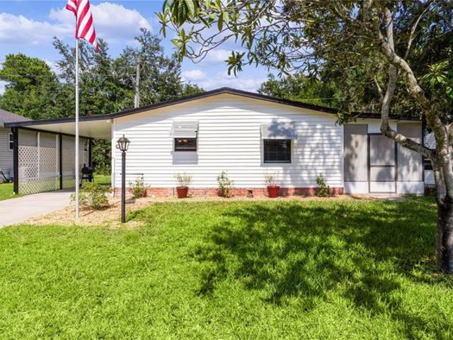House for sale in Lady Lake, Florida
