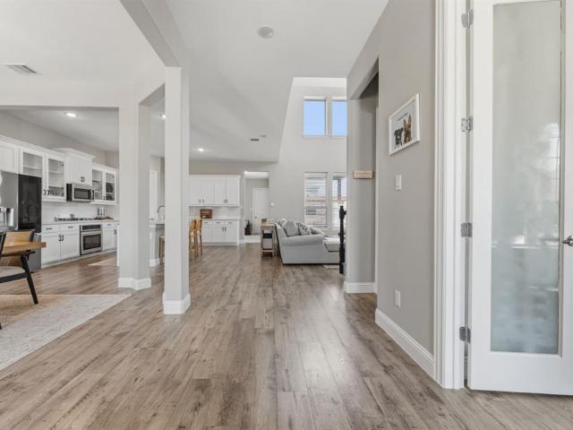 House for sale in Farmers Branch, Texas