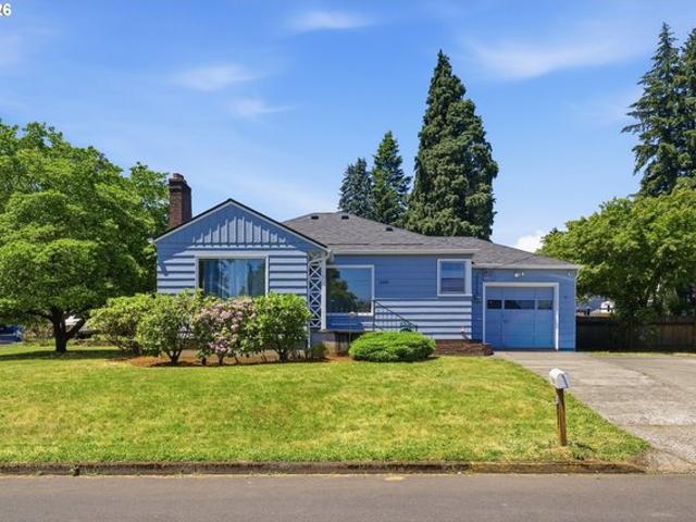 House for sale in Camas, Washington