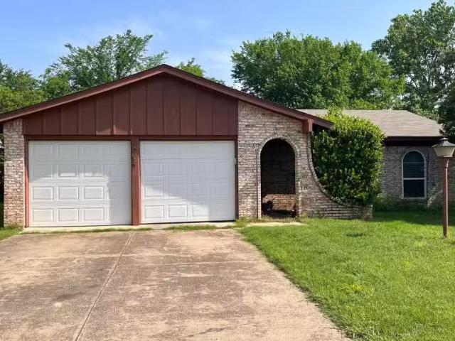 House for sale in Denton House for sale in Denton