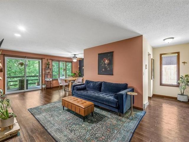 Condo for sale in Linn, Iowa