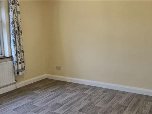 House for sale in Moneygold, Connacht
