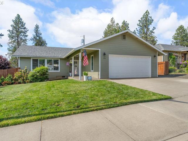 House for sale in Oregonia