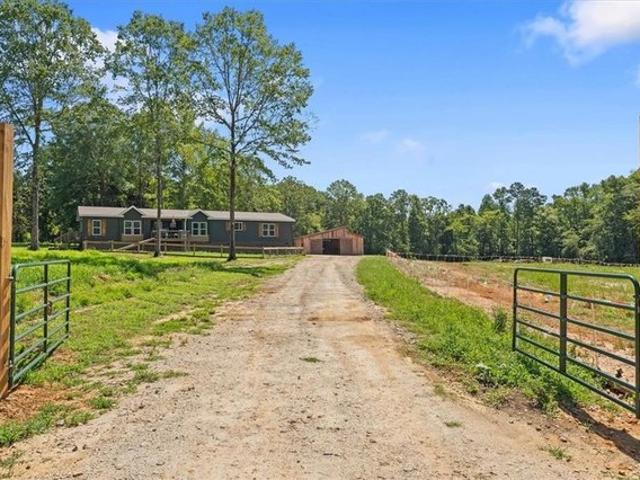 House for sale in Rayle, Georgia