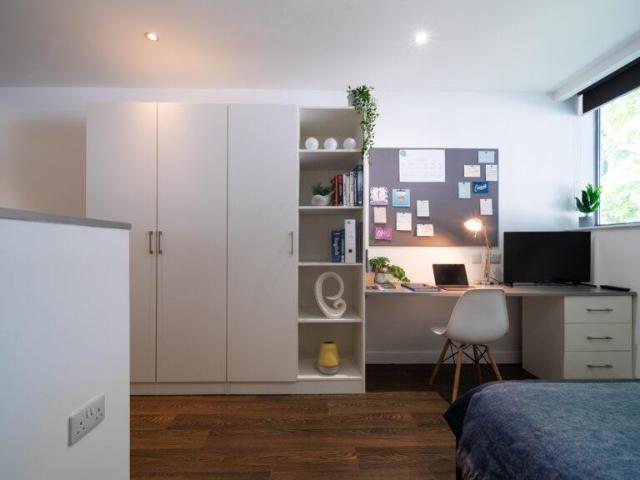 Apartment for rent in Pennycomequick, Mount Wise