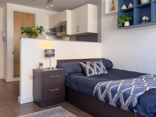 Apartment for rent in Pennycomequick, Mount Wise
