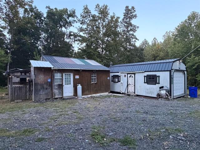 House for sale in Adolphus, Kentucky