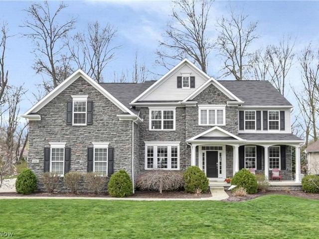 House for sale in Avon Lake, Ohio