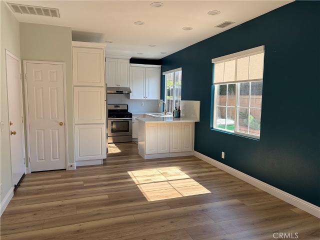House for sale in Cobblestone Condominiums, Irvine