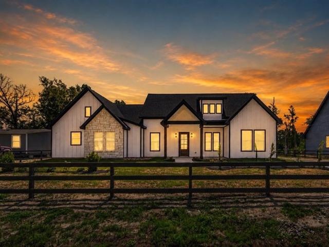 House for sale in Splendora, Texas