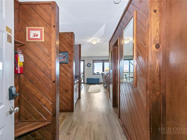 Condo for sale in Sugar Mountain, Avery County