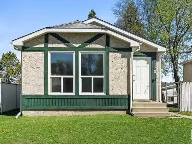 House for sale in Spruce Grove, Alberta