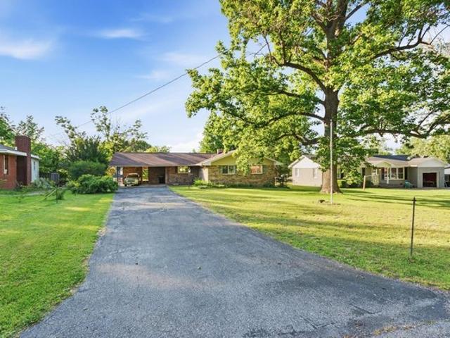 House for sale in Bardwell, Kentucky