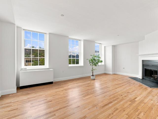Condo for rent in Arverne, New York