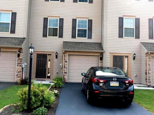 Townhouse for sale in New Oxford