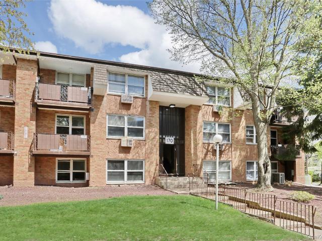 Condo for sale in Rockland, New York