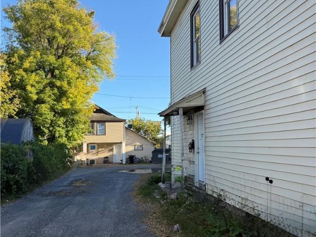 House for sale in Oneida, New York