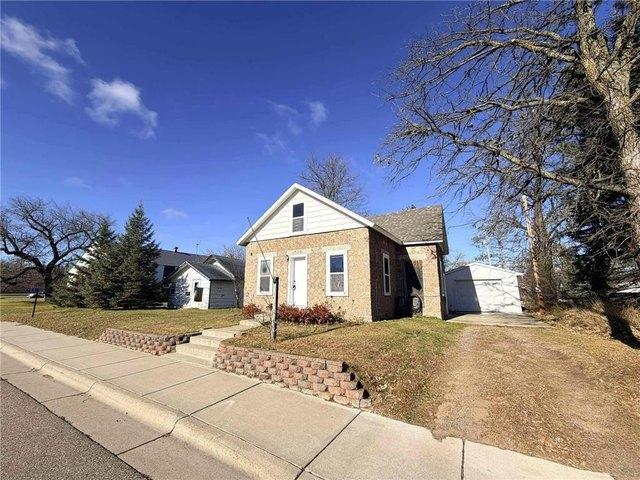House for sale in Hubbard, Minnesota