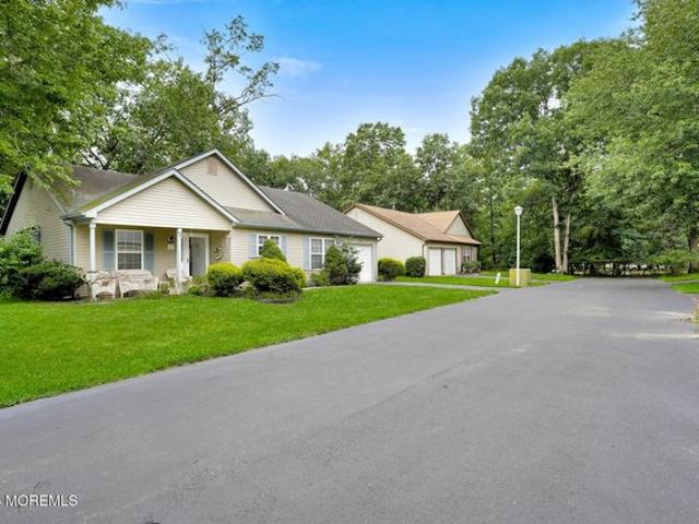 House for sale in Whiting, New Jersey