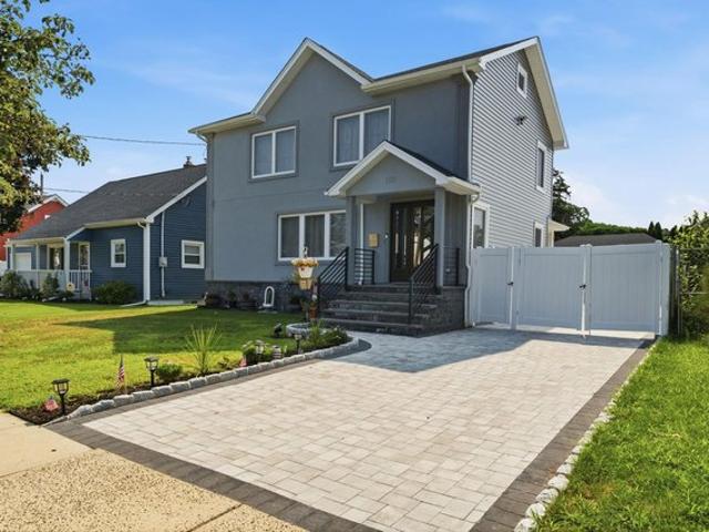 House for sale in Wallington, New Jersey