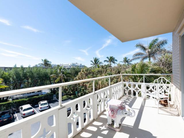 Condo for sale in Palm Beach, Florida