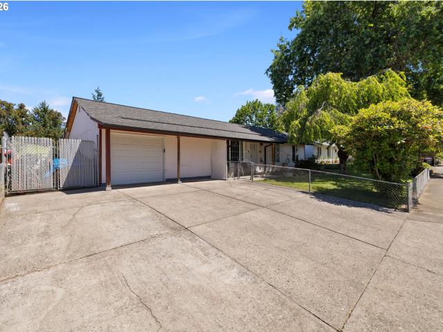 House for sale in Oregonia