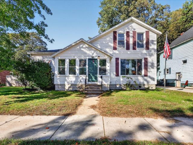 House for sale in Allegan, Allegan County