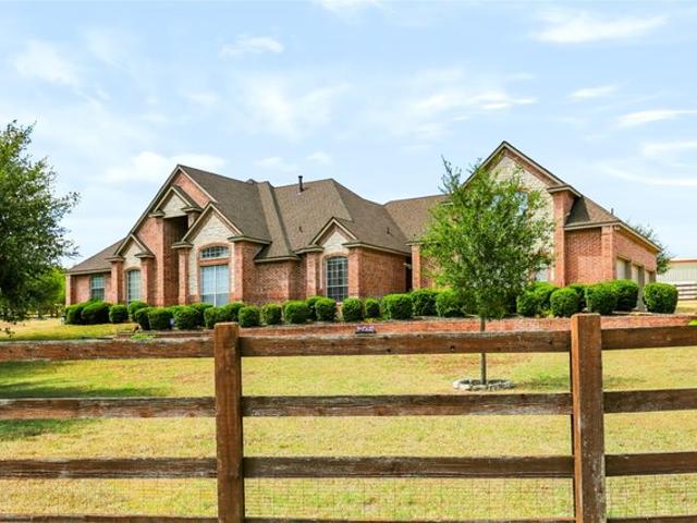 House for sale in Hood, Texas