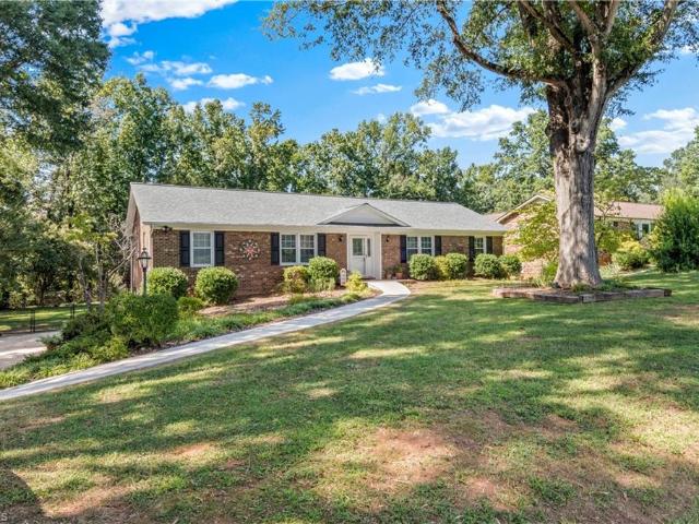 House for sale in Davidson, North Carolina