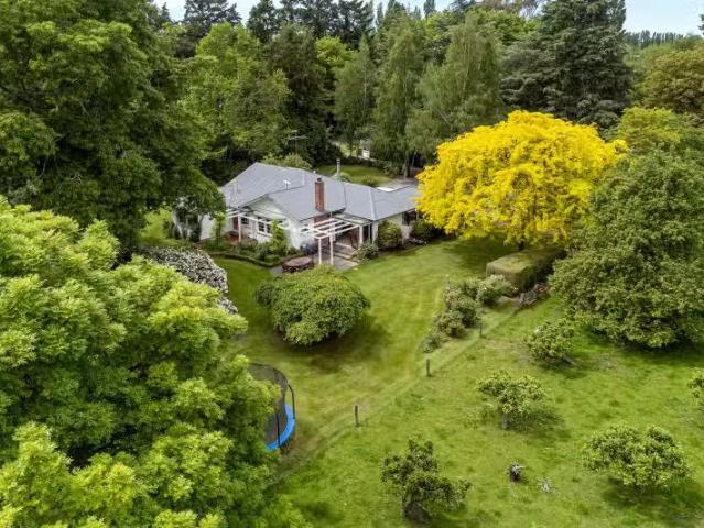 House for sale in Canterbury