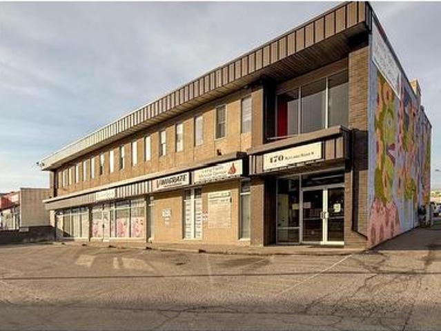 Commercial for rent in Winfield, British Columbia